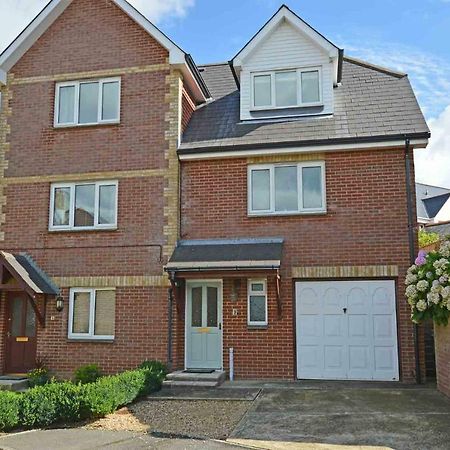 Mountfield Villa Freshwater Exterior photo